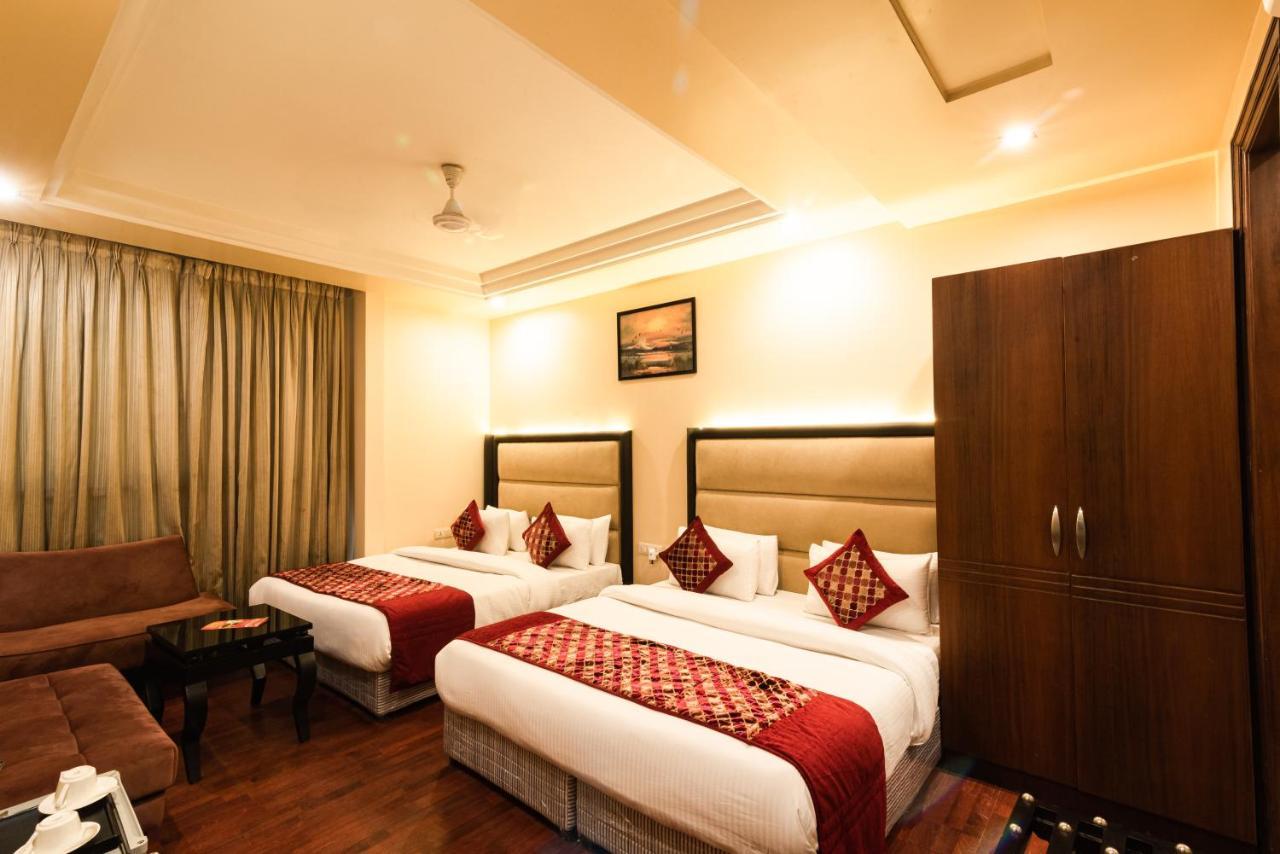 Shubham New Delhi