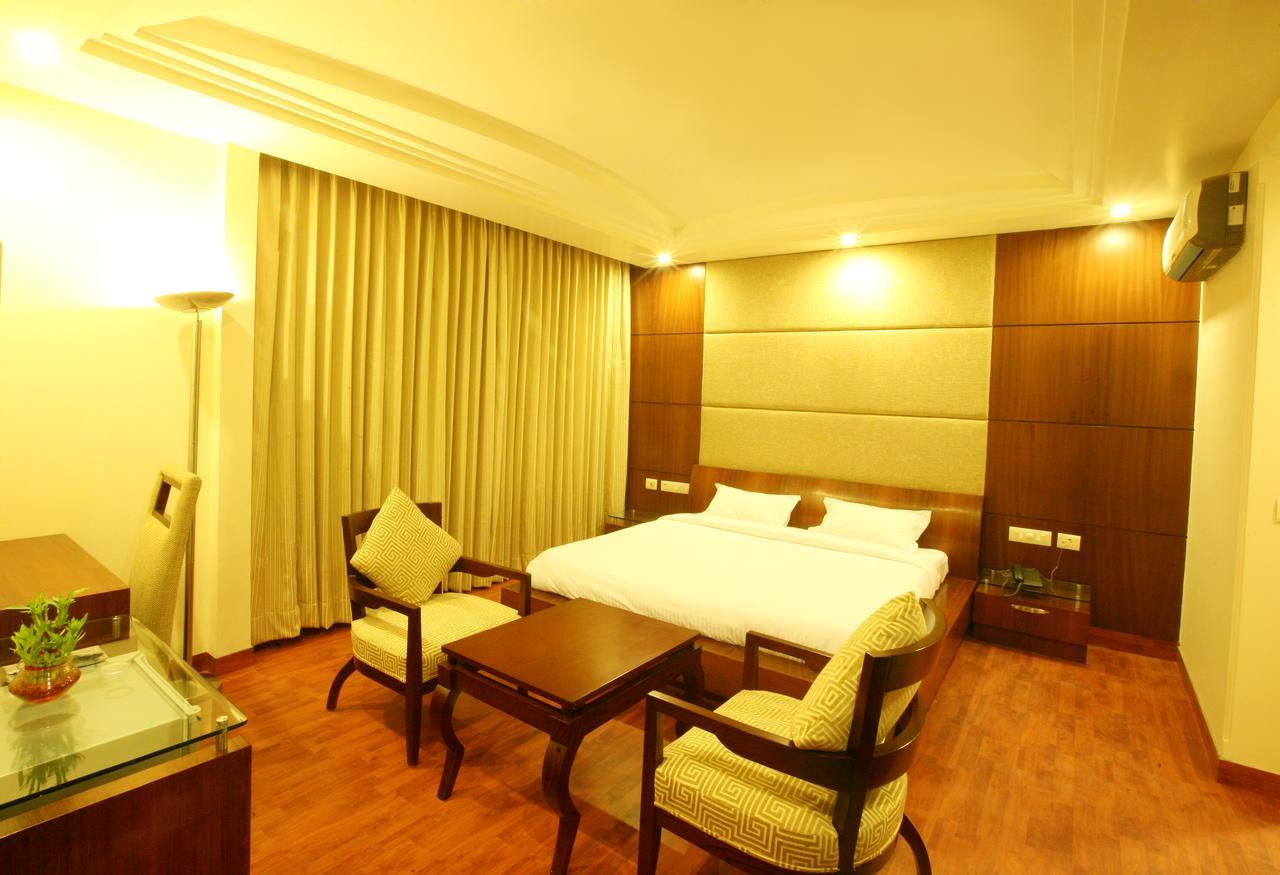 Shubham Hotel 3*